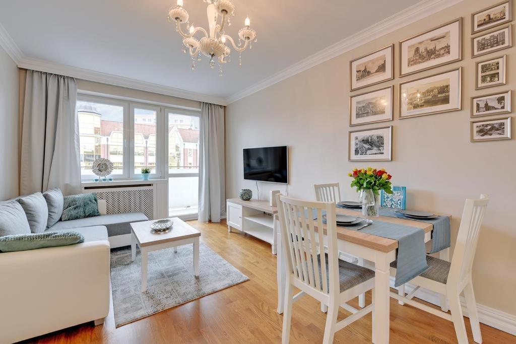 Long Gardens Oldtown Appartment Gdansk Ngoại thất bức ảnh